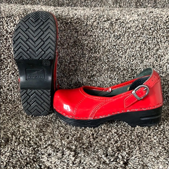 Little Girl Dansko - Picture 2 of 3